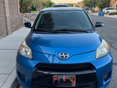 Used 2013 Scion xD FWD image 1