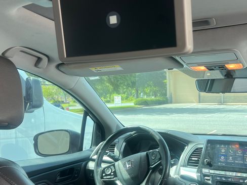Used 2019 Honda Odyssey EX-L image 12