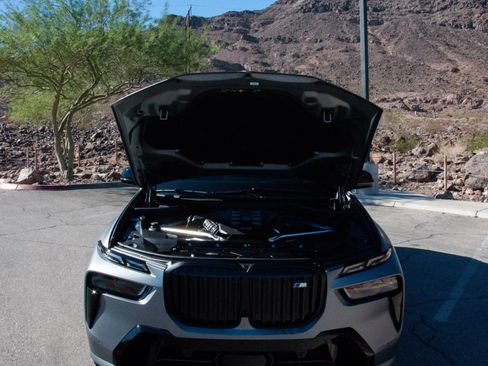 Used 2025 BMW X7 M60i w/ M Sport Professional Package image 14