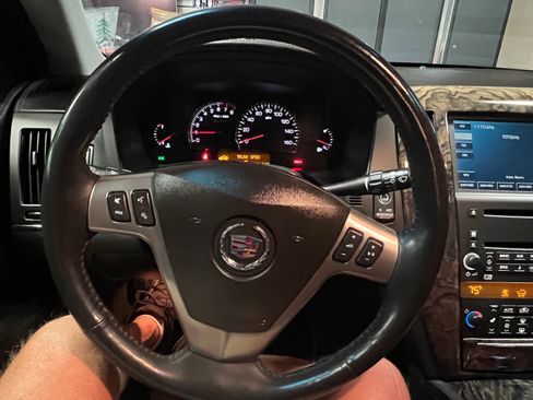 Used 2006 Cadillac STS V image 6