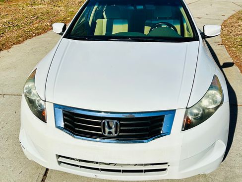 Used 2010 Honda Accord LX image 4