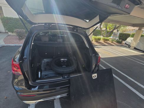 Used 2022 Mercedes-Benz GLC 300 image 7