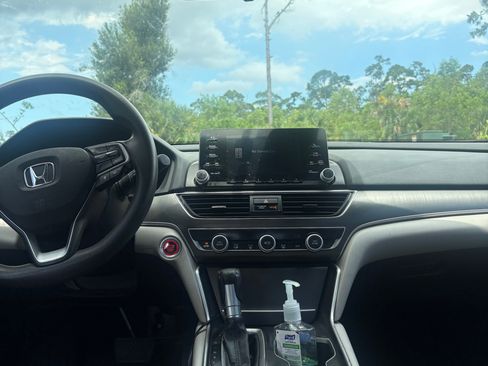 Used 2018 Honda Accord LX image 1
