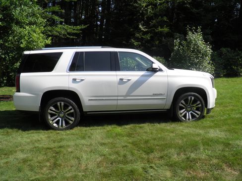 Used 2020 GMC Yukon Denali w/ Denali Ultimate Package image 5