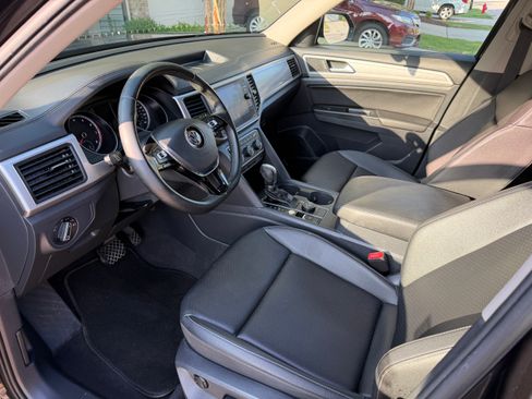 Used 2019 Volkswagen Atlas SE AWD/4WD image 12