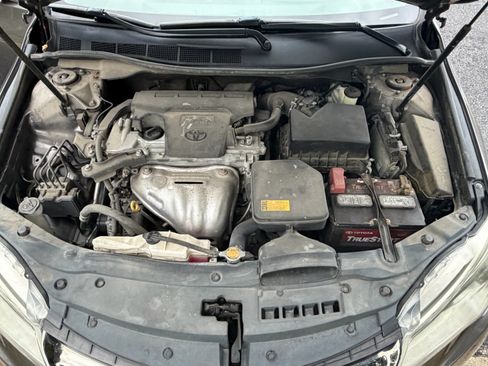 Used 2015 Toyota Camry XSE image 15