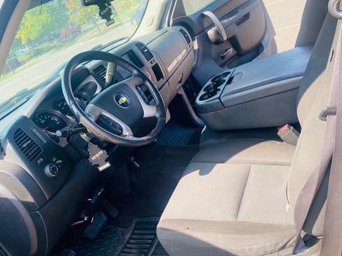 Used 2011 Chevrolet Silverado 1500 LT w/ All-Star Edition image 6