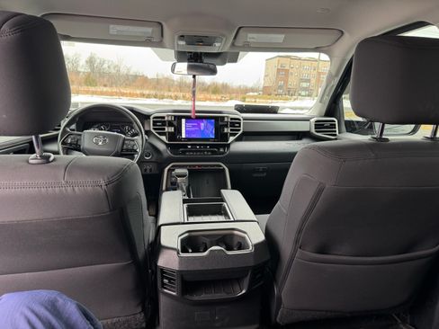 Used 2022 Toyota Tundra SR5 image 15