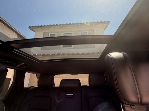 Used 2019 Land Rover Range Rover Sport HSE AWD/4WD image 11