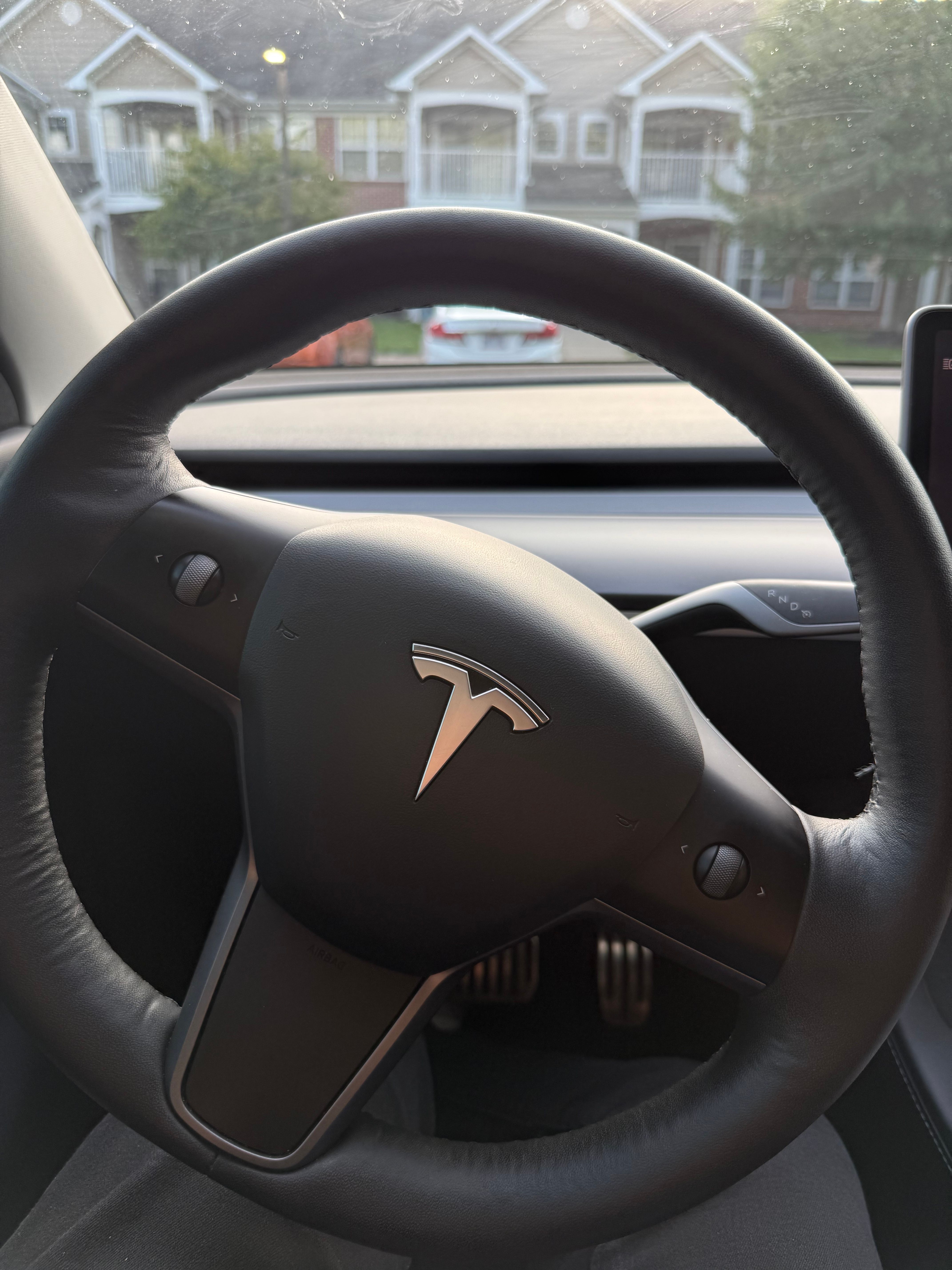 Used 2021 Tesla Model Y Long Range AWD/4WD image 13