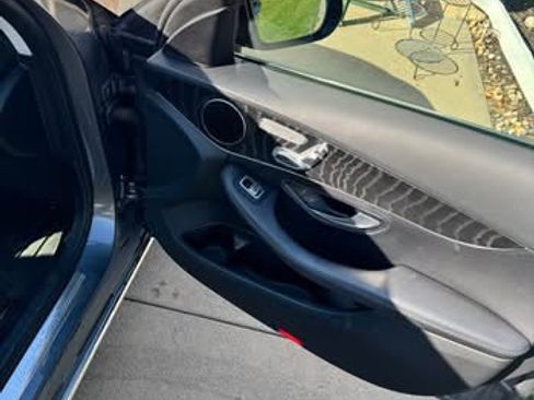 Used 2017 Mercedes-Benz C 300 4MATIC Sedan image 8