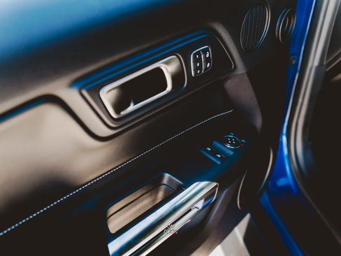 Used 2022 Ford Mustang Shelby GT500 w/ Technology Package image 20