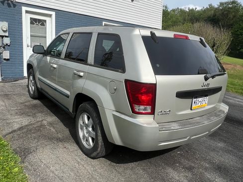 Used 2008 Jeep Grand Cherokee Laredo AWD/4WD image 5