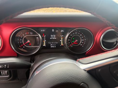 Used 2021 Jeep Wrangler Rubicon image 9