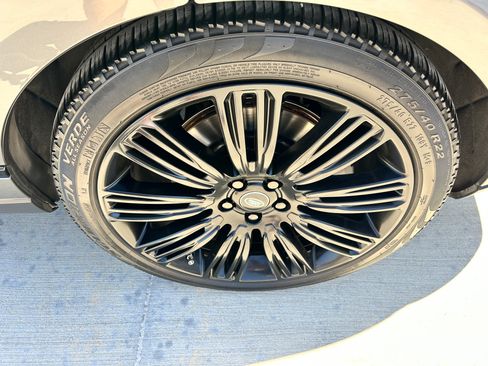 Used 2019 Land Rover Range Rover Supercharged image 15