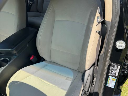 Used 2015 Kia Optima LX FWD image 12