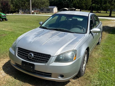 Used 2006 Nissan Altima 2.5 S w/ (P01) Special Edition Pkg image 2