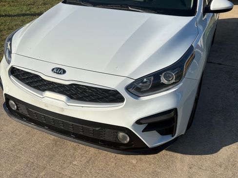 Used 2021 Kia Forte LXS FWD image 1