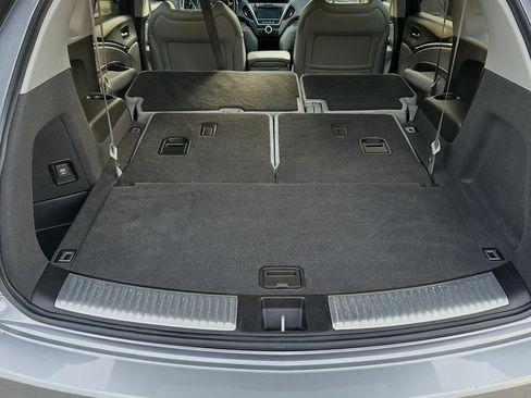 Used 2020 Acura MDX SH-AWD w/ Technology Package image 16