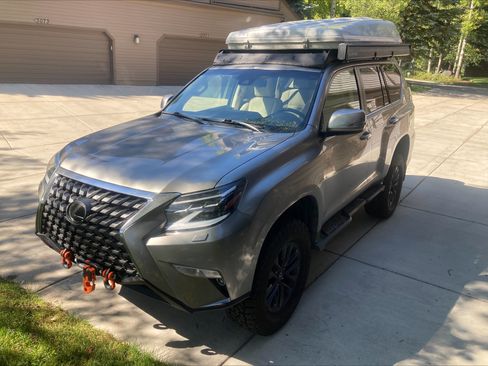 Used 2021 Lexus GX 460 Premium w/ Premium Package AWD/4WD image 2