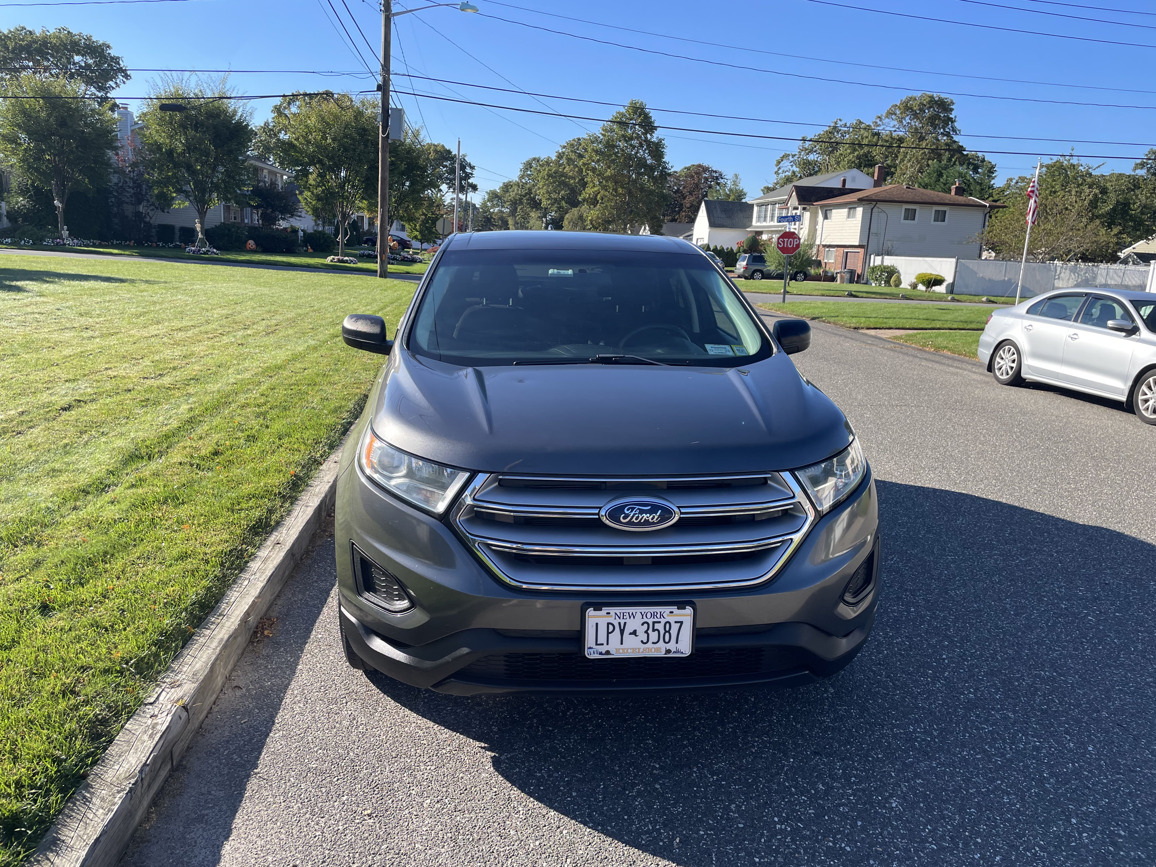 Used 2015 Ford Edge SE FWD image 8