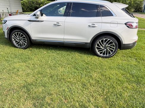 Used 2019 Lincoln Nautilus Reserve w/ Driver Assistance Package AWD/4WD image 2