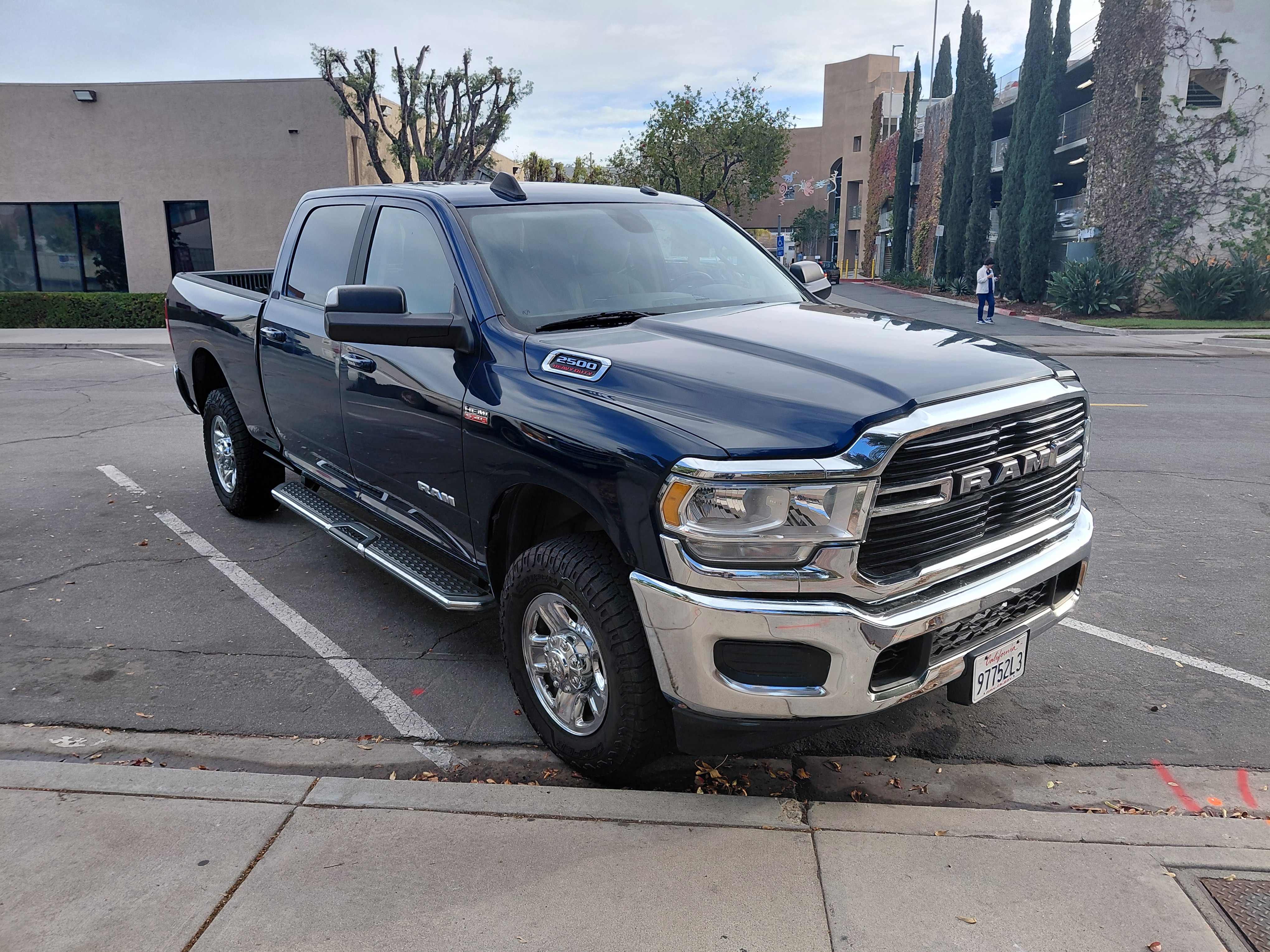 Used 2020 RAM 2500 Big Horn AWD/4WD image 4
