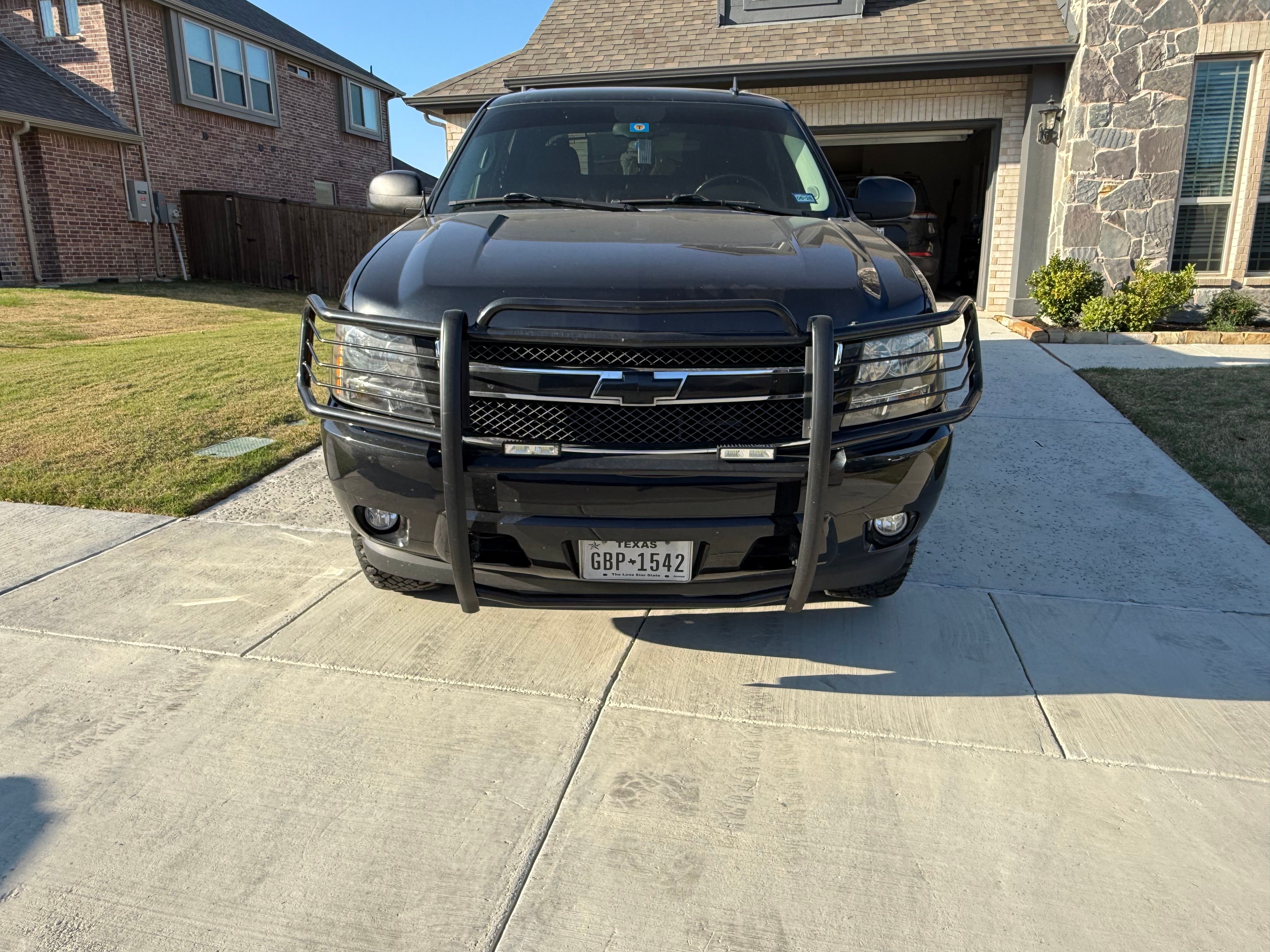 Used 2010 Chevrolet Avalanche LT w/ Luxury Package AWD/4WD image 1