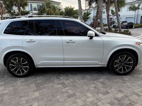 Used 2019 Volvo XC90 T6 Momentum w/ Advanced Package AWD/4WD image 5