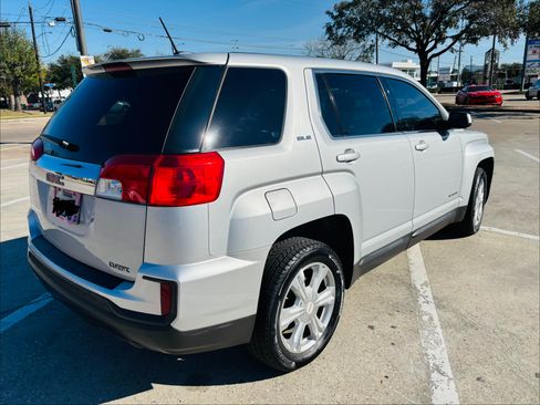 Used 2017 GMC Terrain SLE image 10