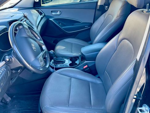 Used 2017 Hyundai Santa Fe Sport image 11