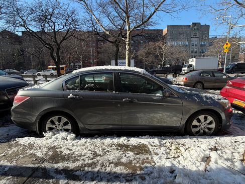 Used 2009 Honda Accord EX image 12