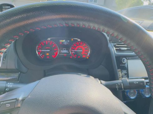 Used 2016 Subaru WRX Premium AWD/4WD image 5