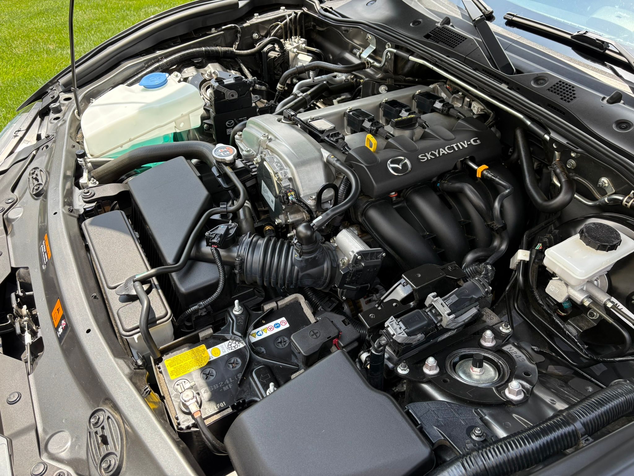 Used 2023 MAZDA MX-5 Miata Grand Touring w/ Weather Package RWD image 12