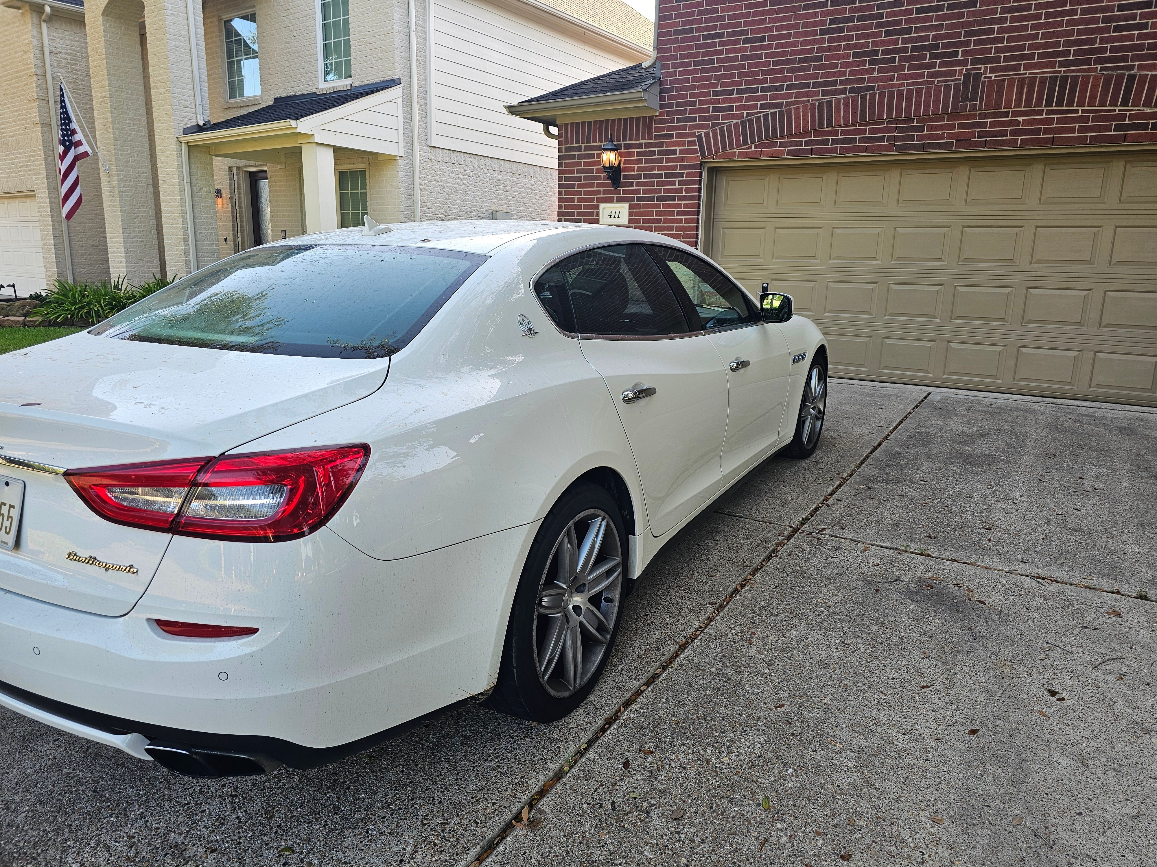 Used 2014 Maserati Quattroporte GTS RWD image 12