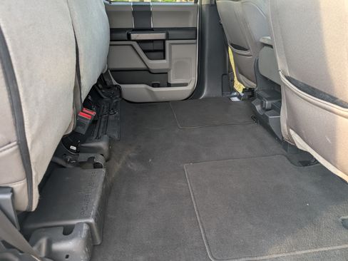 Used 2022 Ford F250 XLT image 30