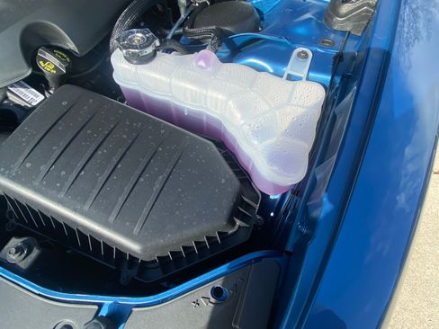 Used 2022 Dodge Charger SXT w/ Blacktop Package image 10