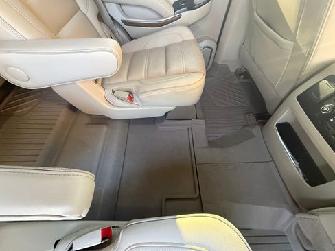 Used 2019 GMC Yukon Denali w/ Denali Ultimate Package image 23