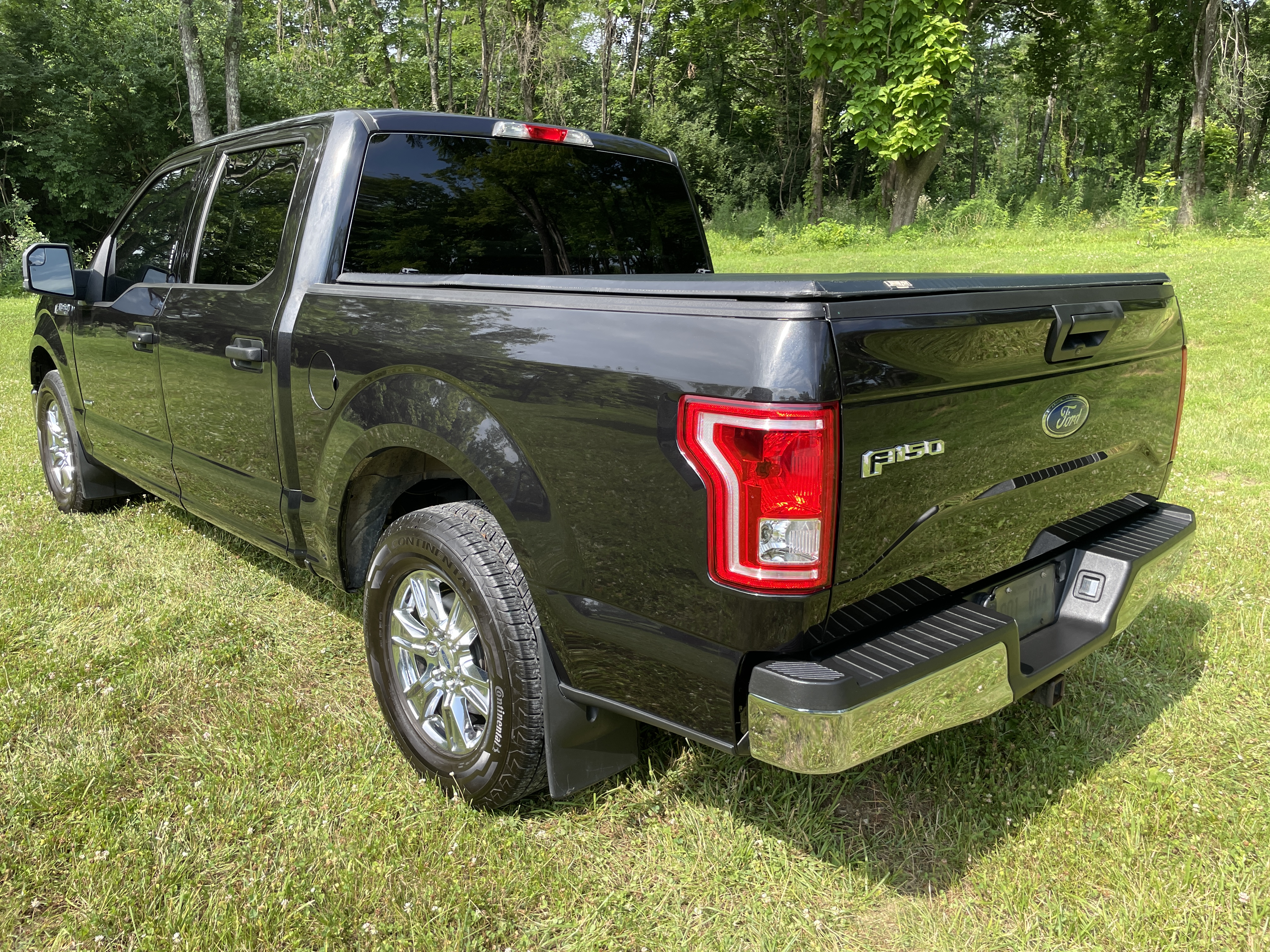 Used 2015 Ford F150 XLT w/ Equipment Group 301A Mid RWD image 6