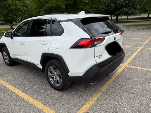 Used 2023 Toyota RAV4 XLE w/ Convenience Package AWD/4WD image 6