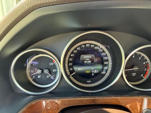 Used 2014 Mercedes-Benz E 350 E 350 Sedan 4D image 9