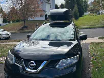 Used 2016 Nissan Rogue SV w/ SV Premium Package