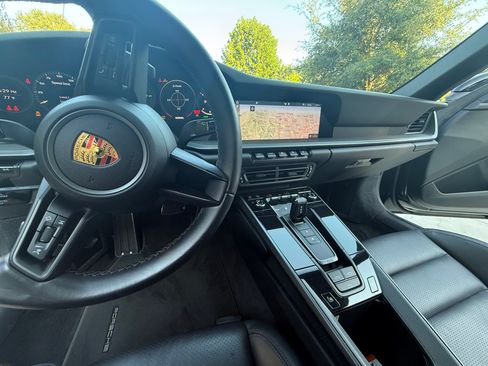 Used 2020 Porsche 911 Carrera S image 22