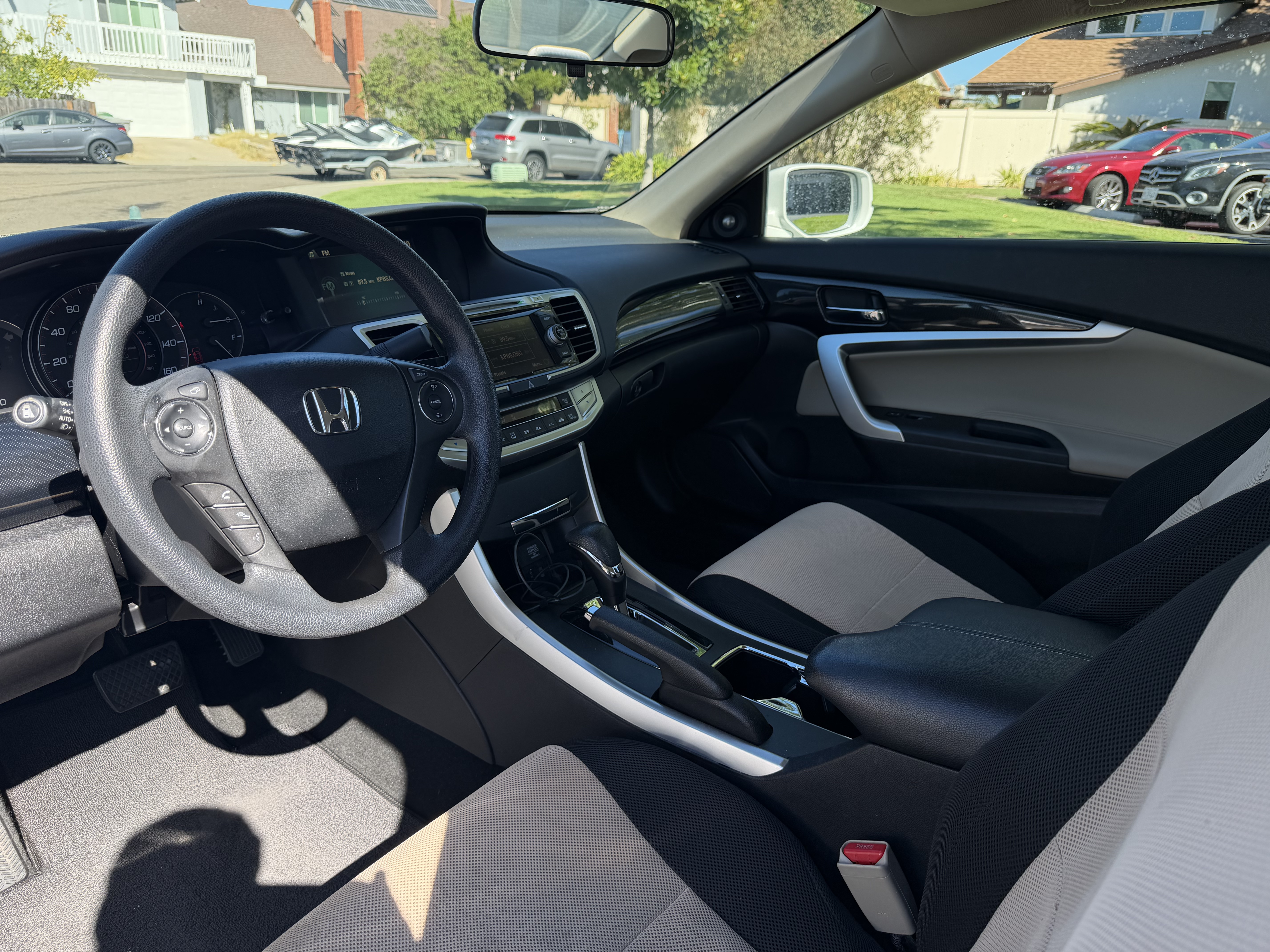 Used 2015 Honda Accord EX image 8