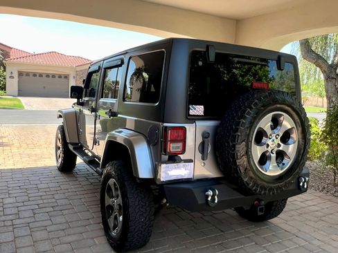 Used 2014 Jeep Wrangler Unlimited Sport AWD/4WD image 18