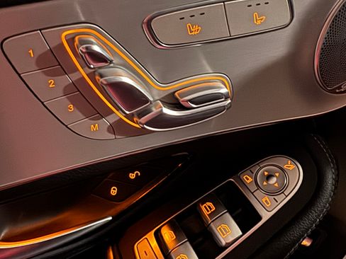 Used 2018 Mercedes-Benz GLC 43 AMG 4MATIC image 10