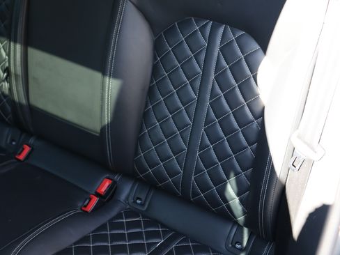 Used 2017 Audi S6 Premium Plus w/ S6 Sport Package image 19