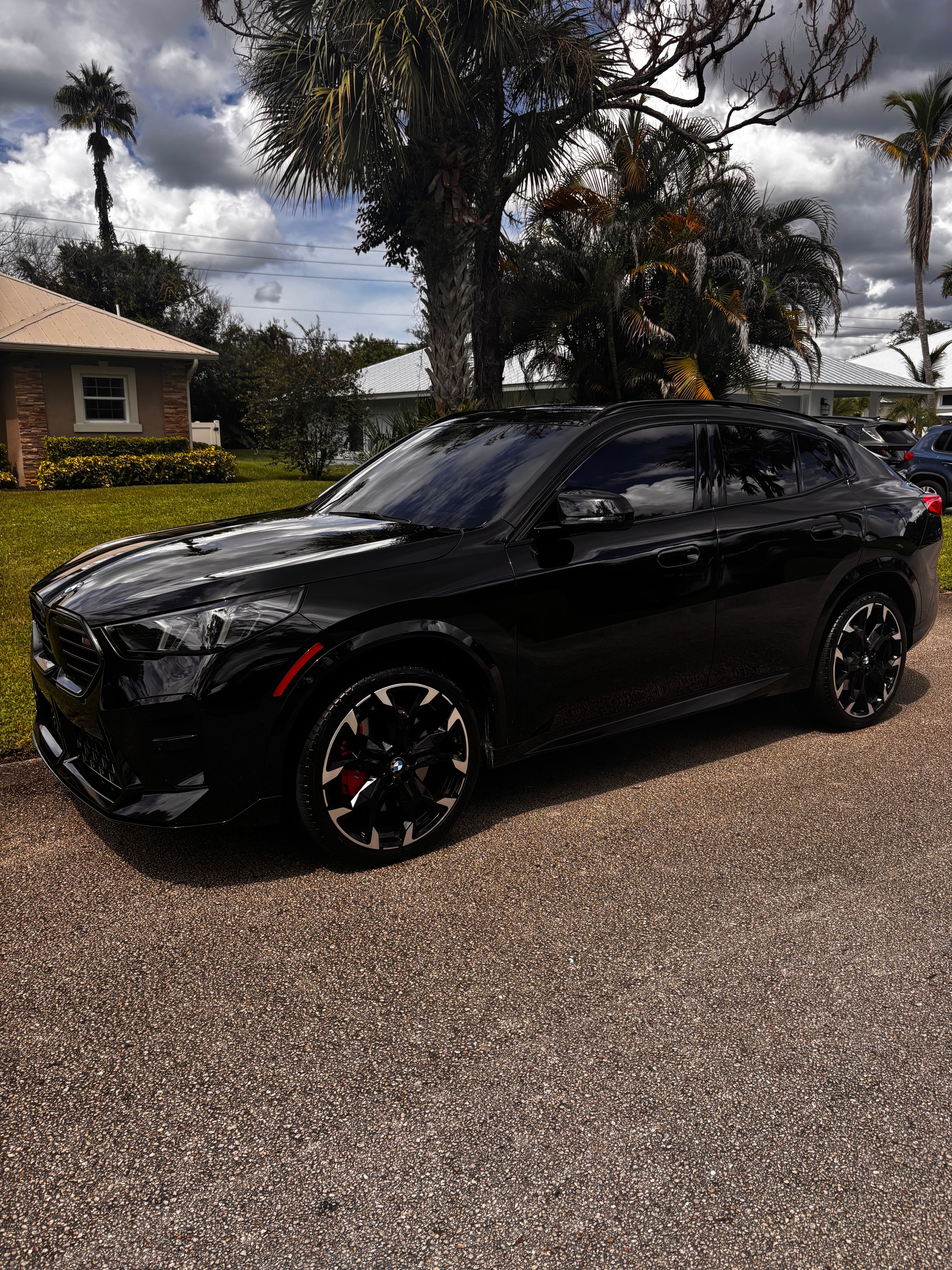 Used 2025 BMW X2 M35i w/ M Sport Professional Package AWD/4WD image 1