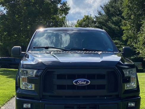 Used 2015 Ford F150 XL w/ Equipment Group 101A Mid AWD/4WD image 6