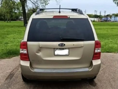 Used 2007 Kia Sedona w/ Convenience Pkg FWD image 5